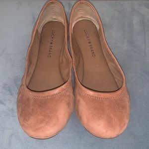 Beige Lucky Brand flats, size 7 ½